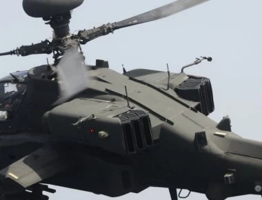 Βίντεο: AH-64 Apache vs Ka-52 Aligator - Σύγκρουση κορυφής στα επιθετικά ελικόπτερα